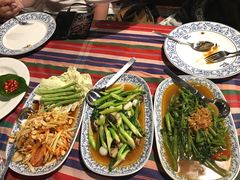 -卷心菜和避孕套餐厅(Pattaya)