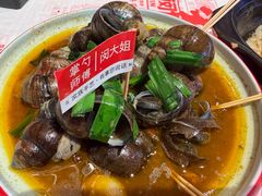 -老闵田螺馆·南昌市井菜·特色小吃(总店)