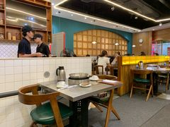 大堂-胡须佬鸡煲四季火锅店(石厦西村直营店)
