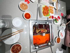 -海底捞火锅(高新万达店)