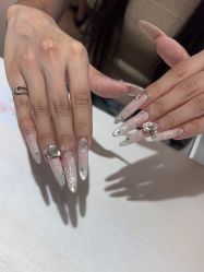 -LynLyn琳林美甲美睫