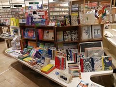 -诚品(信义店)