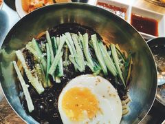炸酱面-韩聚屋韩国烤肉餐厅(新北万达店)