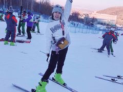 -亚布力新体委滑雪场