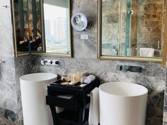 -榛悦隆堡成都酒店(春熙路太古里店)