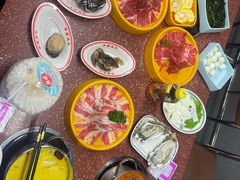 -四囍码头海鲜烧烤自助火锅(外滩南京东路悦荟广场店)