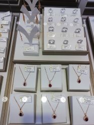 -中国黄金(海珠广百广场店)