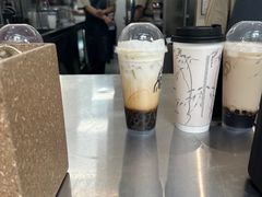 -喜茶(上海淮海中路渔阳里店)