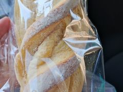 -华荣西饼屋(金禧店)