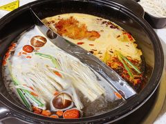 鸳鸯锅-钢管厂五区小郡肝串串香(南山店)