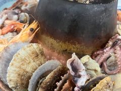 -一口猪海鲜浑锅·东北家常菜