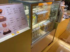 面包甜点陈列柜-XI·LaundryCafe 喜咖自助洗衣咖啡店