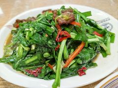-歹歹的加个面过油肉拌面