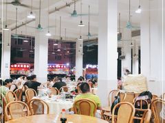 大堂-标记美食新鲜猪杂(兴南大道店)