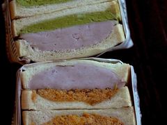 -沁屋面包店(人民东路店)