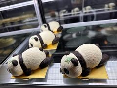 -雍容荟帝王蟹活龙虾展台自助(IFS黑金店)