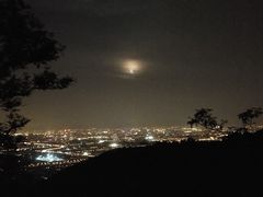 -鬼笑石后山停车场