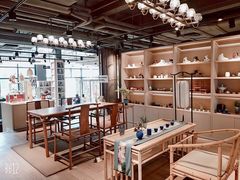 -光海书局(南京东路第一百货店)