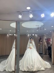 -台湾蔡美月婚纱租赁