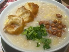 荔湾艇仔粥-点都德(千灯湖环宇城店)