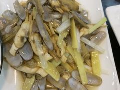 -六和聚传统烤鸭.天津菜(和平店)