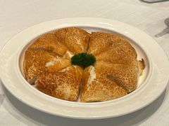 -品海楼·大连海胆锅贴馆(东港店)