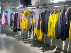 -迪桑特DESCENTE(北京三里屯BLANC店)