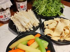 -舞虾小说.涮肉.烧烤(国顺东路店)