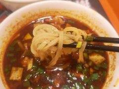 -十三朝牛馍王擀面皮(骡马市店)