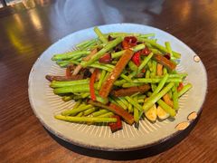 芦蒿炒香干-成都娃娃花园餐厅 (南艺旗舰店)