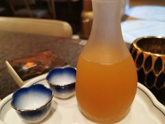 桃花酒-丝路金桃·新疆菜(徐汇店)