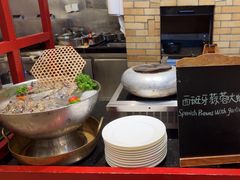 -圣丰索菲特·2 On 988 Café 自助餐厅