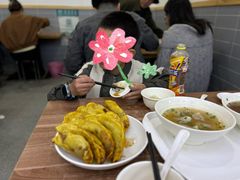 -草桥清真牛肉锅贴扁食店