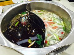 -袁记串串香(泉水轻轨站店)