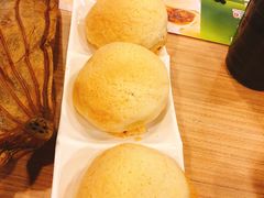 酥皮焗叉烧包-添好运点心专门店(中环IFC店)