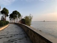 -上海滴水湖皇冠假日酒店