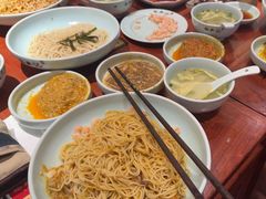 -裕兴记•蟹黄面馆(人民广场店)