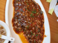 干烧武昌鱼-莲餐厅·湖北菜·藕汤是头牌(愚园路店)