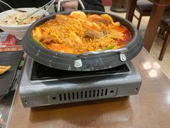 -贵宾庄炸酱面·韩式料理(高区店)