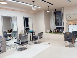 -MOON·HAIR SALON木恩造型