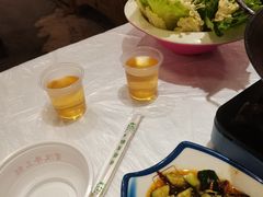 -霄汉牛三鲜湖北砂锅菜(万松园2店)