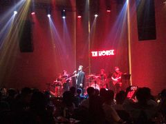 -TZ House音乐现场(来福士中心店)