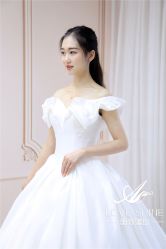 -LOVE SHINE婚纱·红鼎庄龙凤褂·妈妈装定制