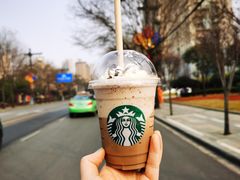 -星巴克(西安曲江银泰店)