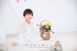 -小鬼当佳儿童摄影(河北保定店)