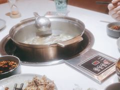 -喃喃椰·糟粕醋·椰子鸡火锅(七堡花园店)