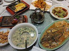 -海派美食·家宴海鲜青岛菜·石锅鲽鱼头(东方城店)