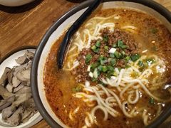 -谭师爷龙抄手(白下路店)