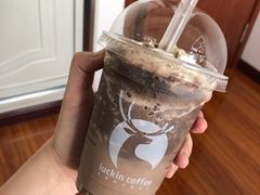 -瑞幸咖啡(凯德埃德蒙顿路店)