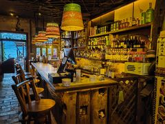-城墙外BAR